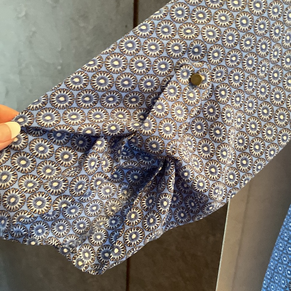 Blouse - Picture 2 of 5